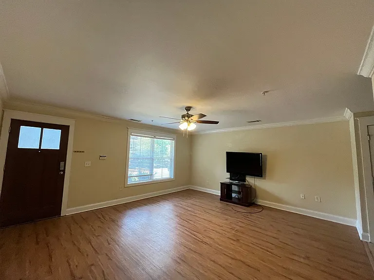 1121 Tree Top Way #1414 — Photo 12