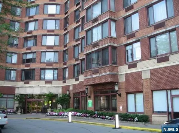 100 Old Palisade Rd APT 3114, Fort Lee, NJ 07024