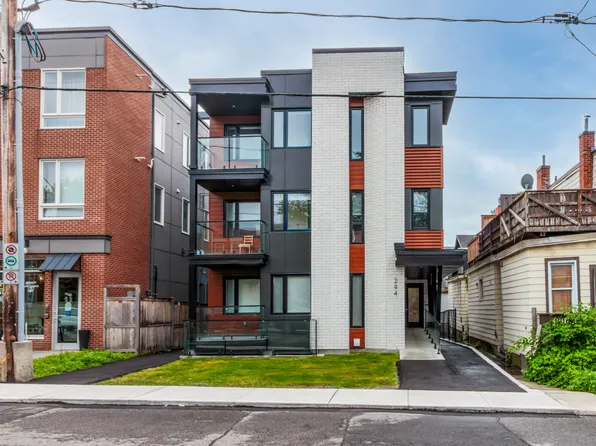 294 Somerset St E #302, Ottawa, ON K1N 6W1