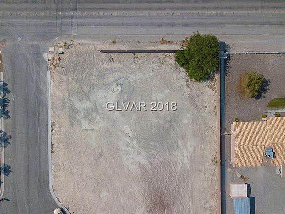 2nd image of 6550 Whispering Sands Dr