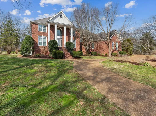 9301 Grist Mill Ct, Brentwood, TN 37027