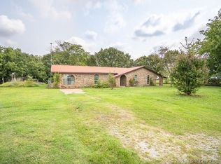 7064 Newport Rd, Lone Grove, OK 73443