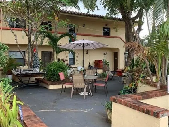 2300 NE 6th Ave, Fort Lauderdale, FL 33305