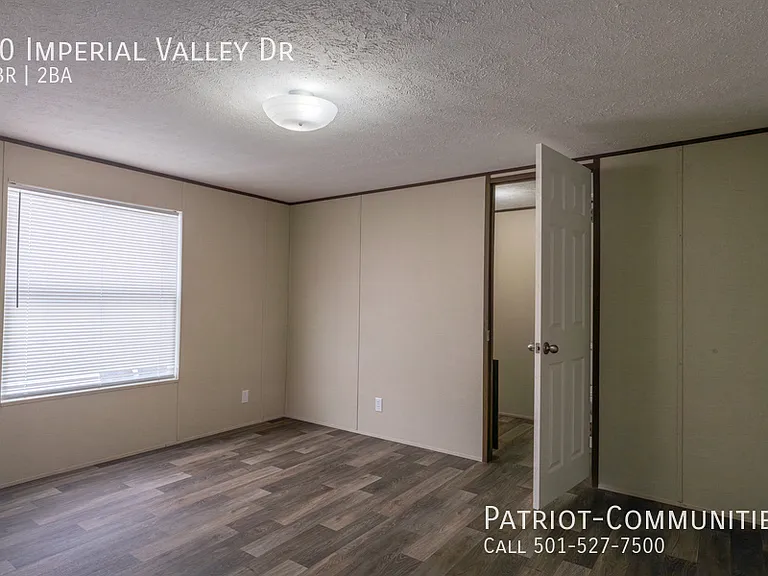 20 Imperial Valley Dr — Photo 11