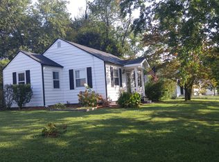 200 NW Tobler Ln, Knoxville, TN 37919
