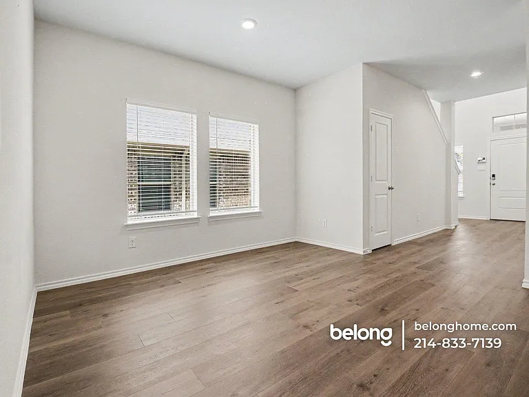 1109 Sunflower Ln — Photo 6