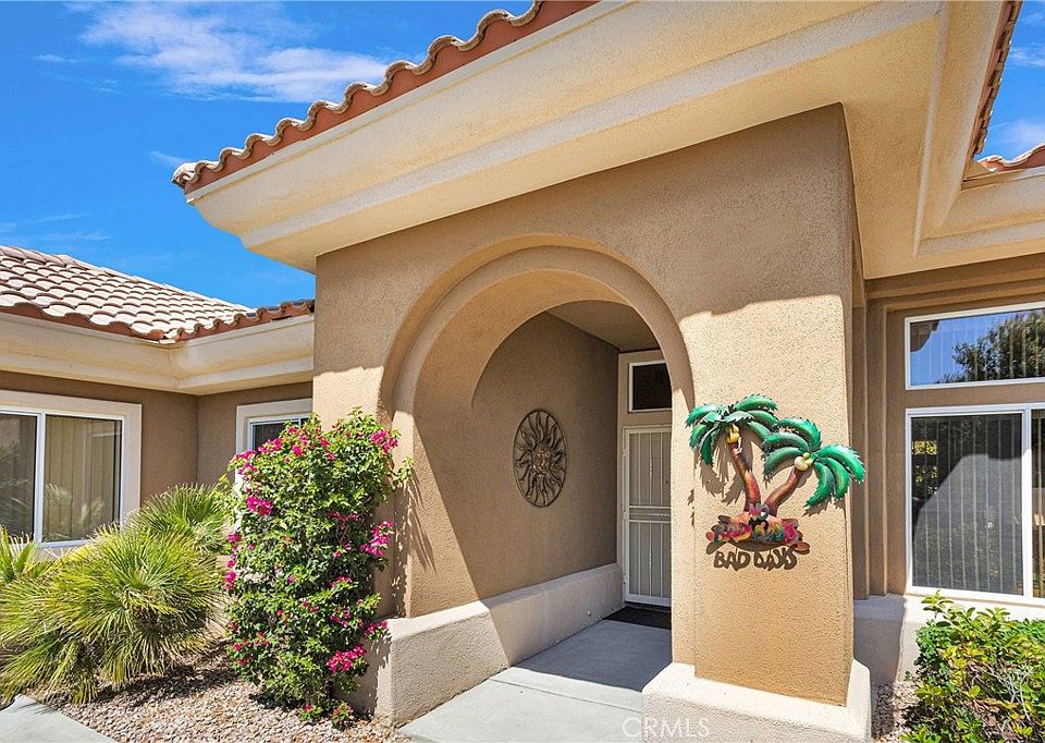 1st image of 78612 Bougainvillea Dr