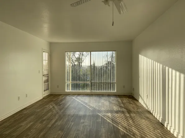 8557 Lemon Ave #9, La Mesa, CA 91941