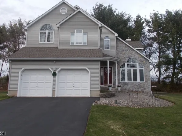 59 Wallace Blvd, Hillsborough Twp., NJ 08844