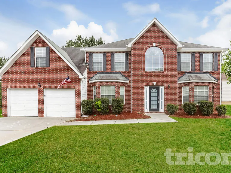 4828 Triger Ln — Photo 2
