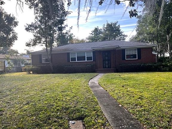 2nd image of 5328 Noble Cir N