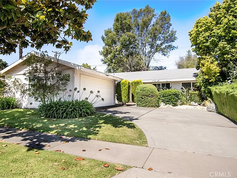 27921 Lomo Dr — Photo 1