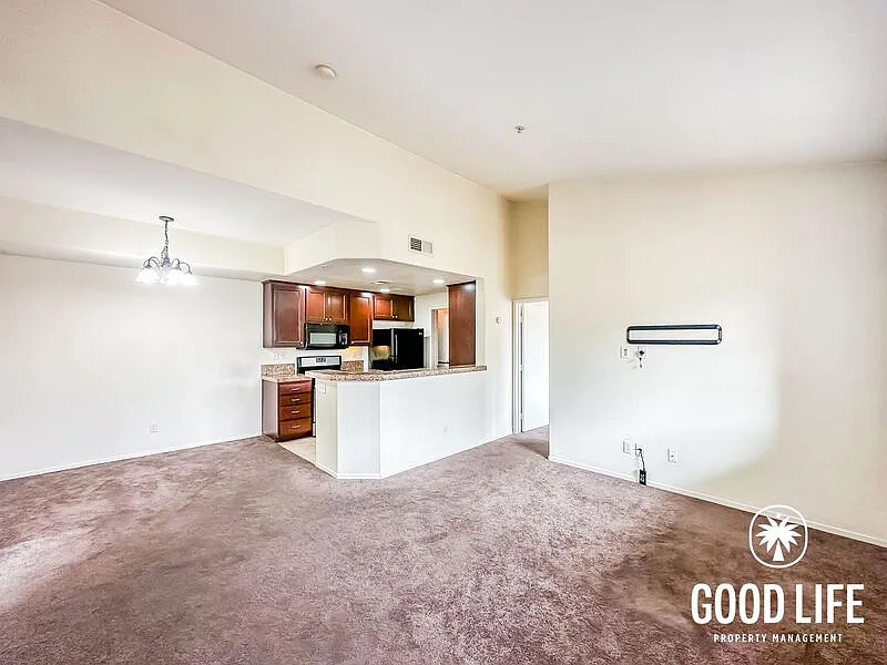 2 bed, 2.0 bath, 959 sqft, $2,800 — Photo 4