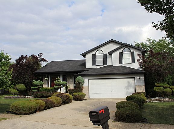 2nd image of 2336 Golfview Dr