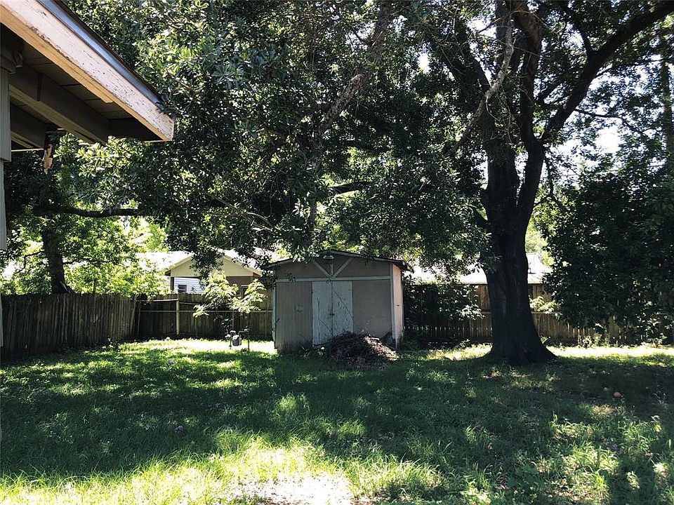 1st image of 11605 Bannister Ln