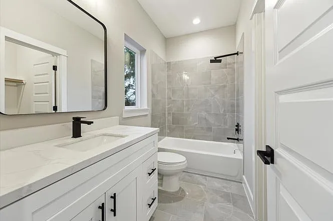 812 Thornton Rd #D — Photo 9