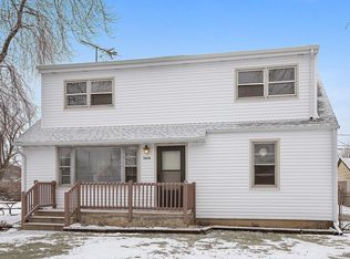 5834 W 88th St, Oak Lawn, IL 60453