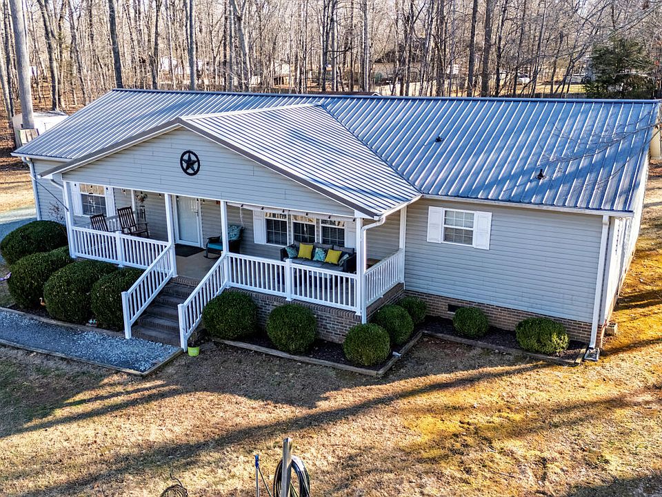 1st image of 3824 Poplar Dr