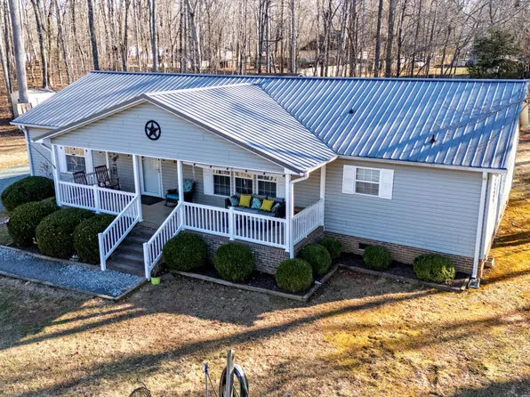 3824 Poplar Dr, Efland, NC 27243