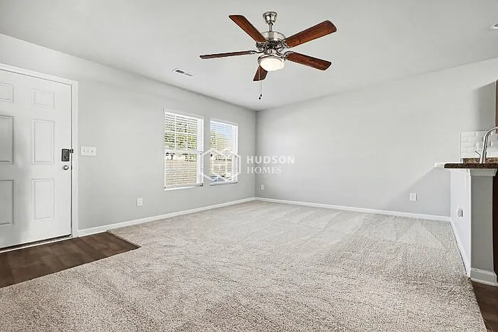 153 Autumn Woods Dr — Photo 2