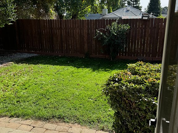 3rd image of 7520 Sylvan Creek Ct