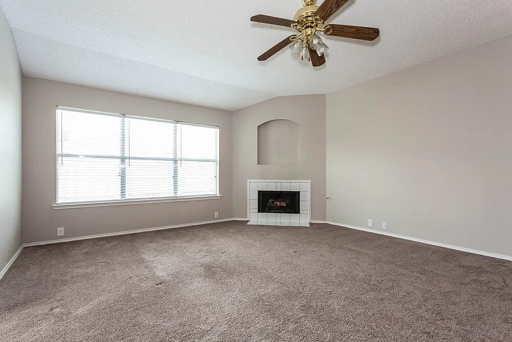 Building Photo - 1100 Greenbend Dr