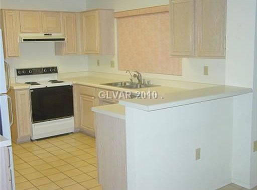 4th image of 9040 Marble Dr