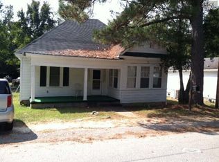 1605 Lee St, Camden, SC 29020