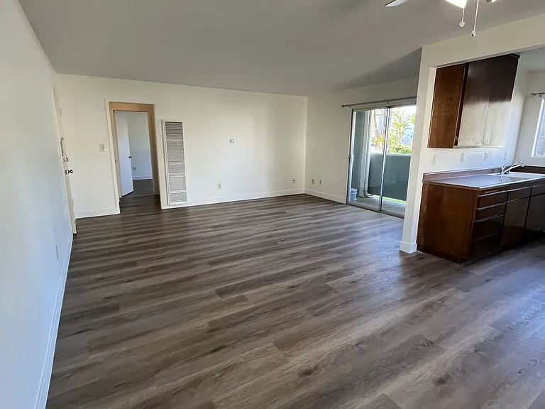 5330 Driftwood St #5 — Photo 14