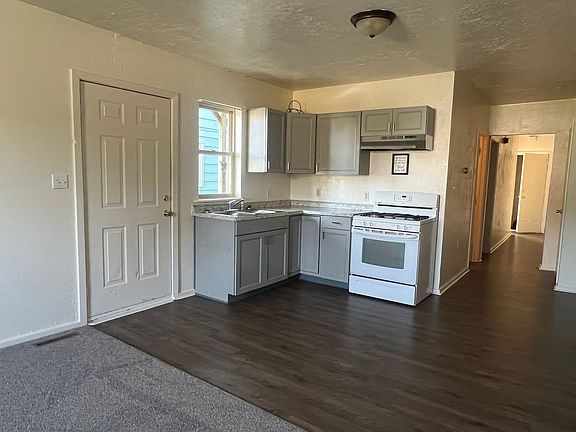 2nd image of 717 E Clarke Ave #1