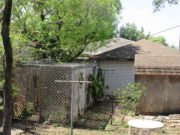 4th image of 112 N Conway Ave