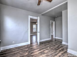168 Lloyd St #3, New Haven, CT 06513