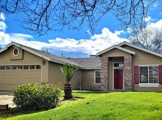 1150 Kamm Ave, Kingsburg, CA 93631
