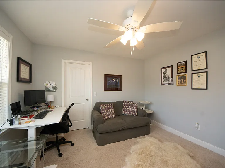 107 Prescott Cir — Photo 15
