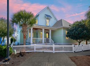 1225 Searay Ln, Carolina Beach, NC 28428