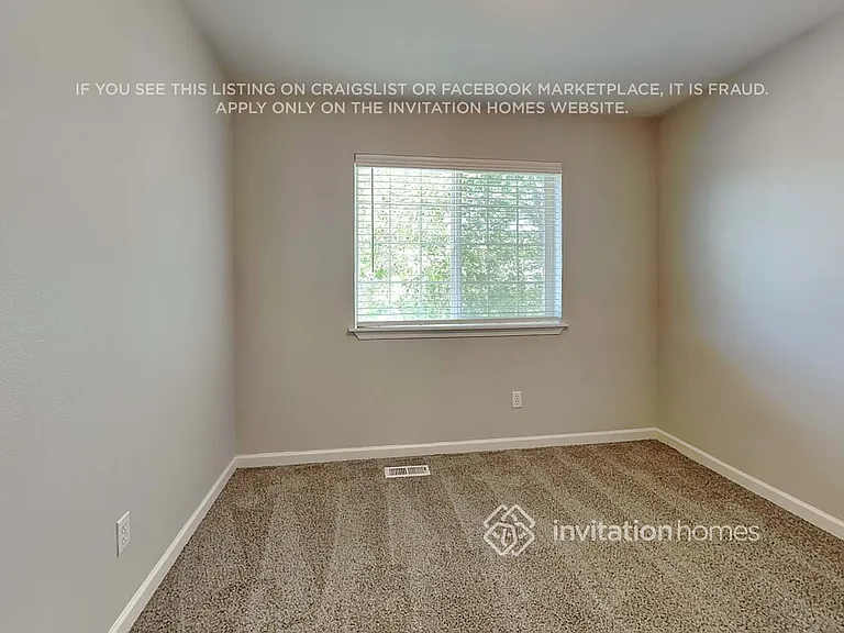 216 Michell Ln NE — Photo 12