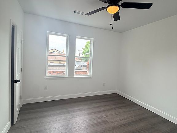 5th image of 4124 Decatur St #2