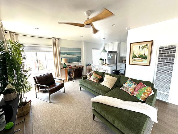 4th image of 216 Rosecrans Ave #A