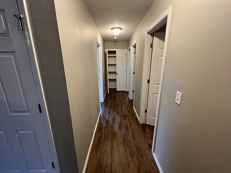 2902 Deerfield Blvd #1 — Photo 5