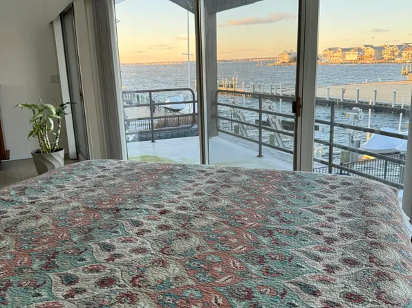 232 Hayes Ct, Lavallette, NJ 08735