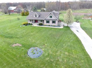 5651 Stuckey Rd, Creston, OH 44217