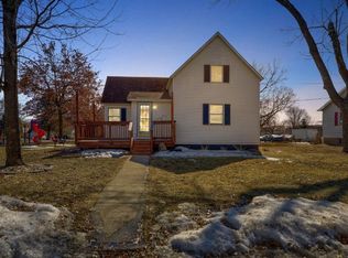 523 2nd St NE, Blooming Prairie, MN 55917