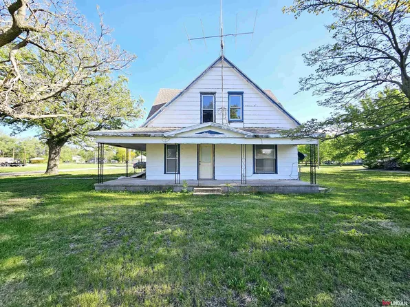 615 4th Ave, Fairmont, NE 68354