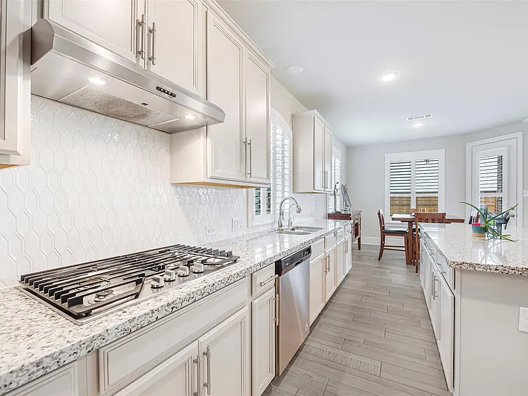 2714 Ahnya Ln — Photo 13