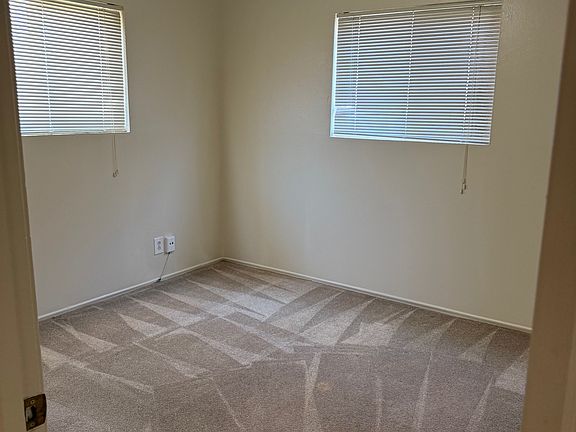 4th image of 1716 Virginia Ave