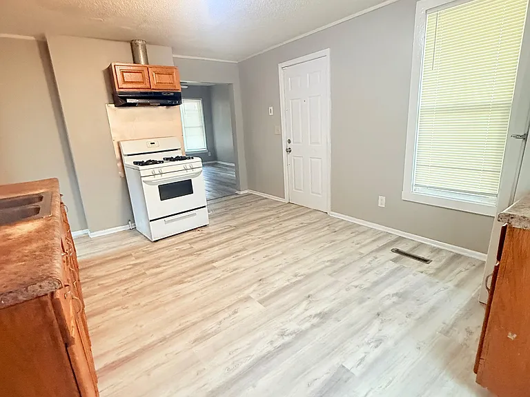 4417 Aldrich Ave N — Photo 14