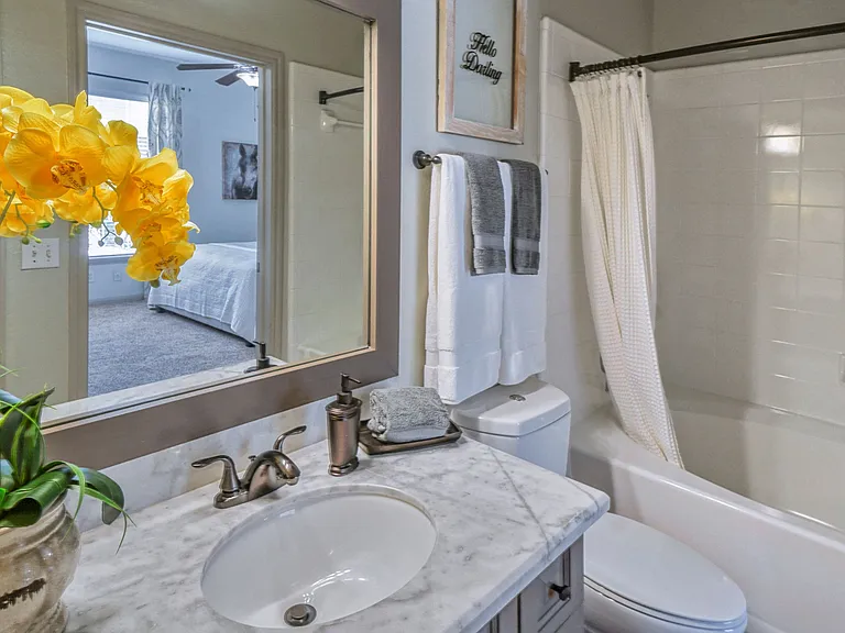 The Aster Sugar Land — Photo 15