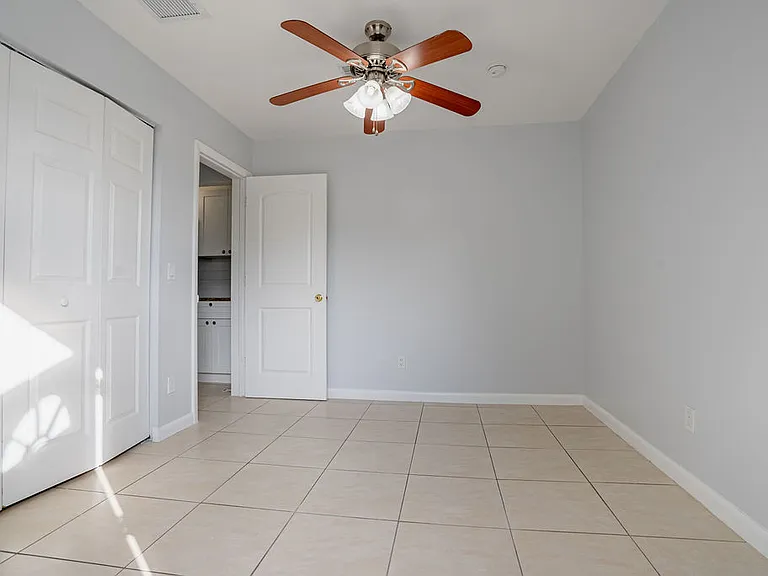 2542 Santa Barbara Blvd #1A — Photo 3