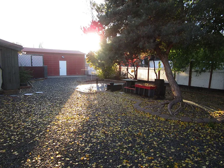 1320 SE 5th St — Photo 16