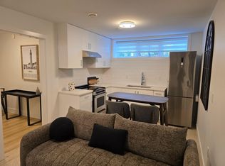 3466 Pandora St, Vancouver, BC V5K 1V5